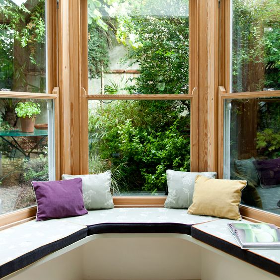 small conservatory with window seat